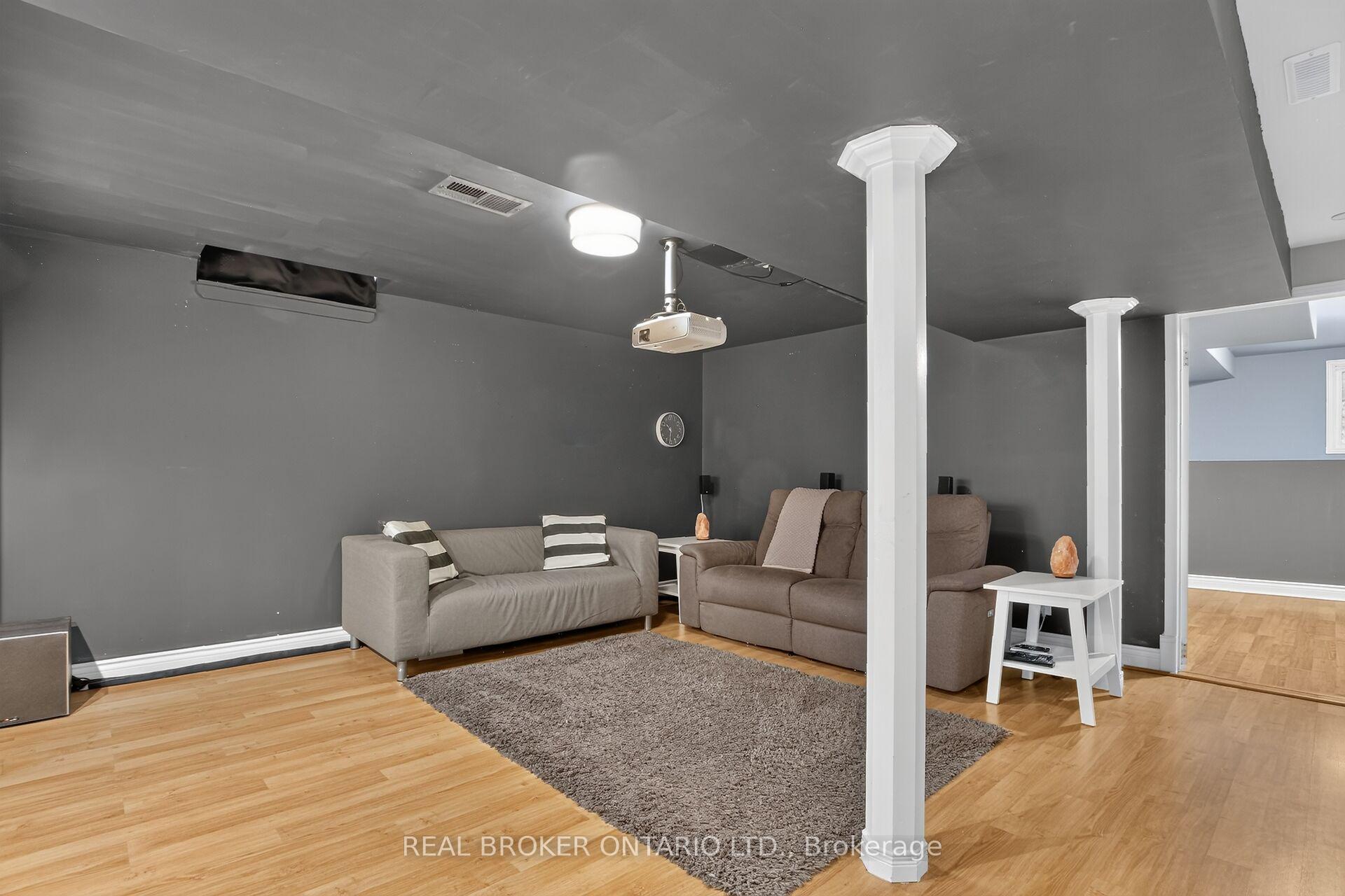 Photo 21 of 25 Moresby Drive, Ottawa, Kanata - Bridlewood — HOMEH