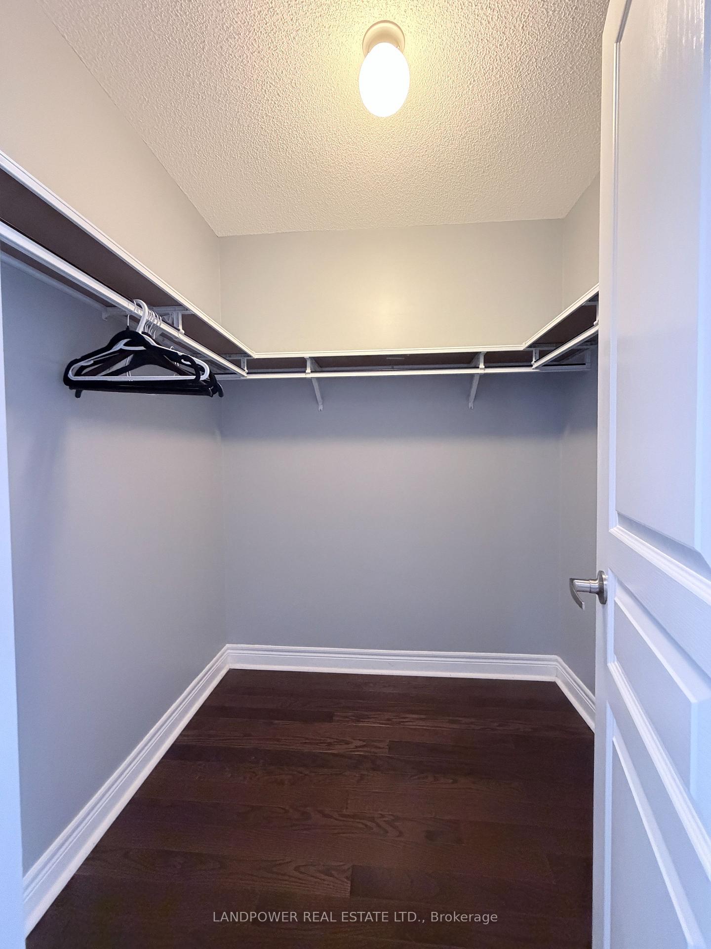 Photo 22 of 12 Fairhead Mews, Toronto, East End-Danforth — HOMEH