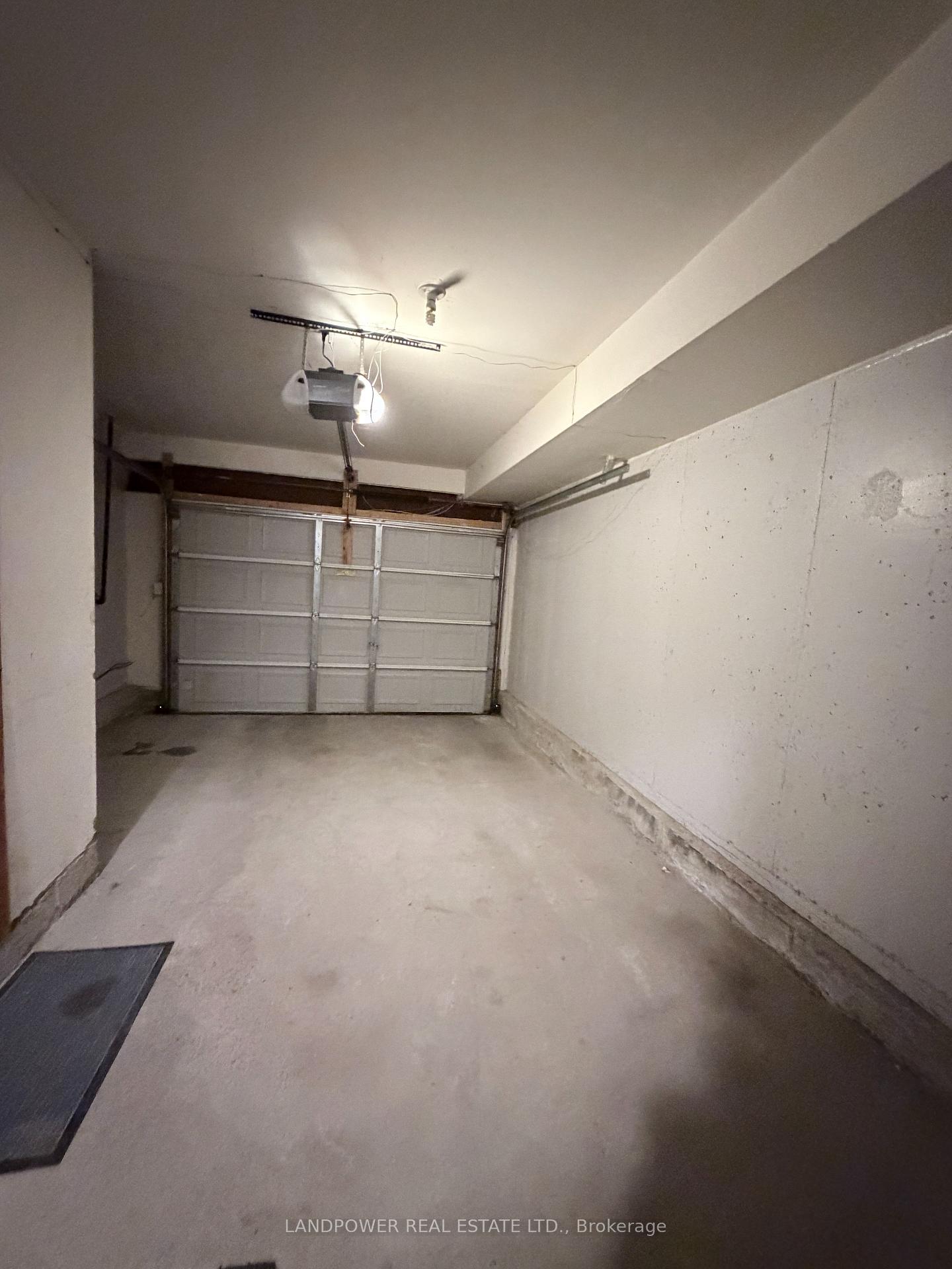 Photo 25 of 12 Fairhead Mews, Toronto, East End-Danforth — HOMEH