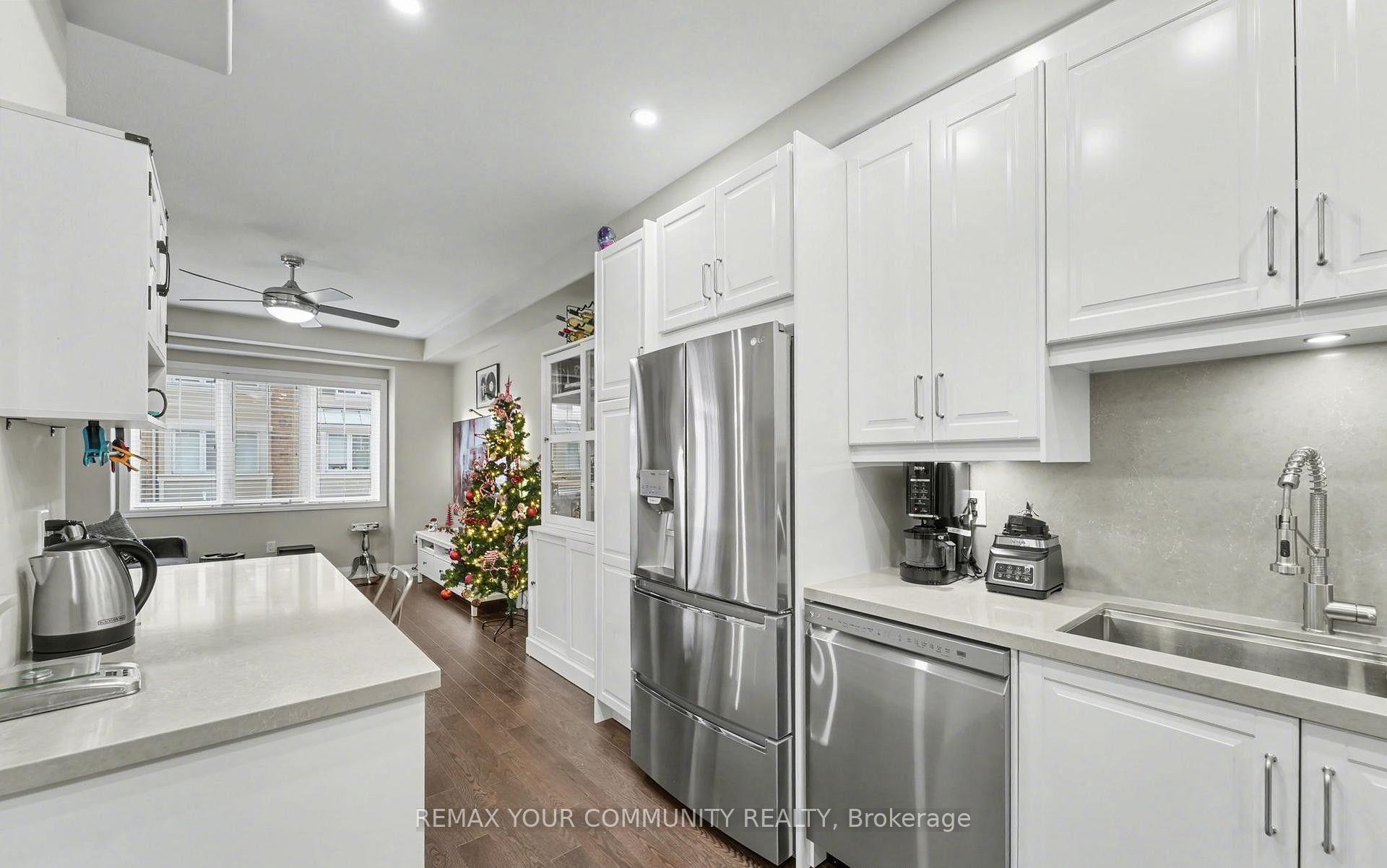 Photo 20 of Unit 49, 201 Westbank Trail, Hamilton, Stoney Creek Mountain — HOMEH