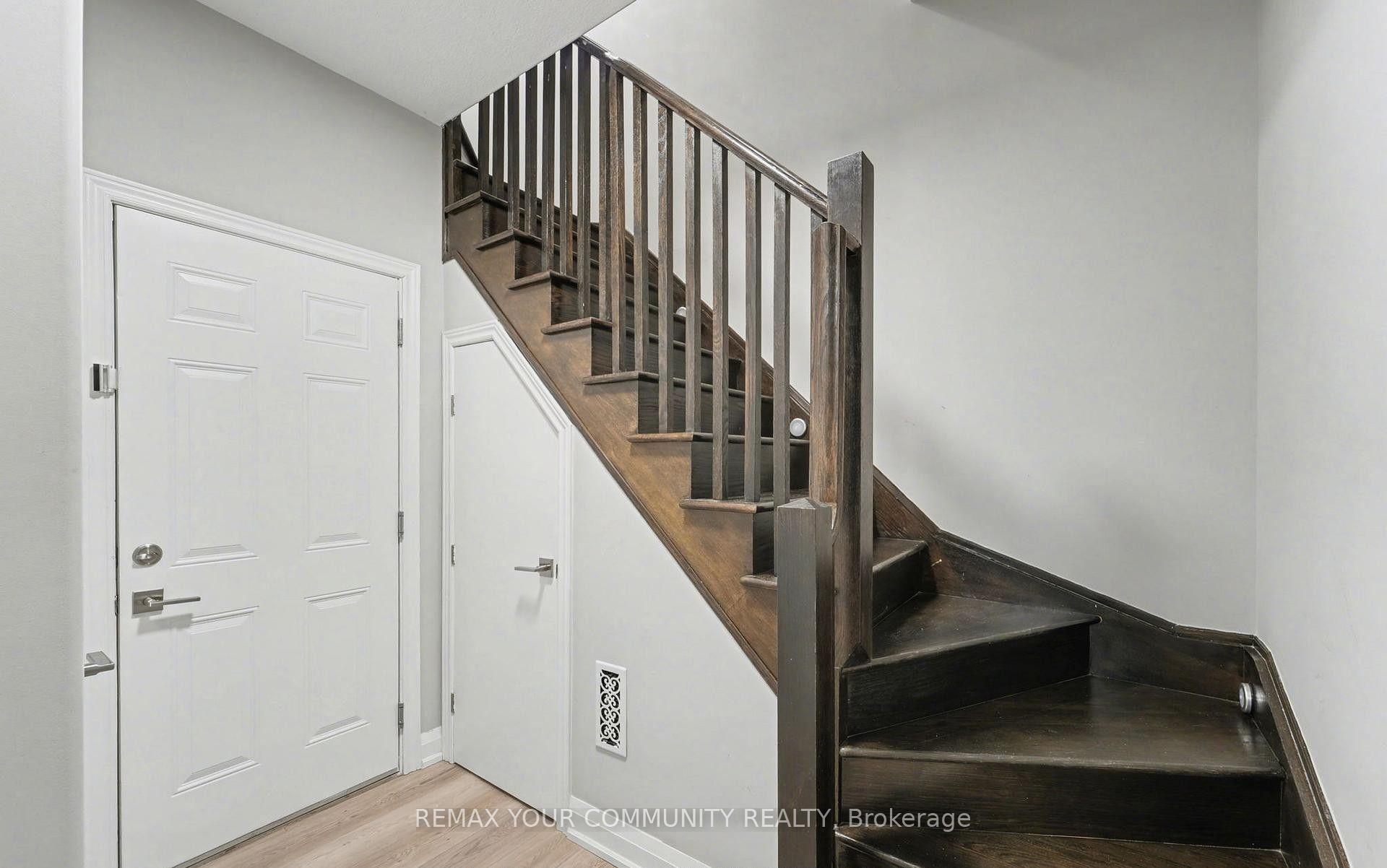Photo 26 of Unit 49, 201 Westbank Trail, Hamilton, Stoney Creek Mountain — HOMEH
