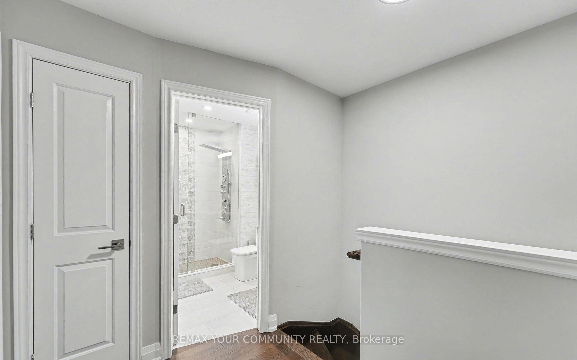Photo 32 of Unit 49, 201 Westbank Trail, Hamilton, Stoney Creek Mountain — HOMEH