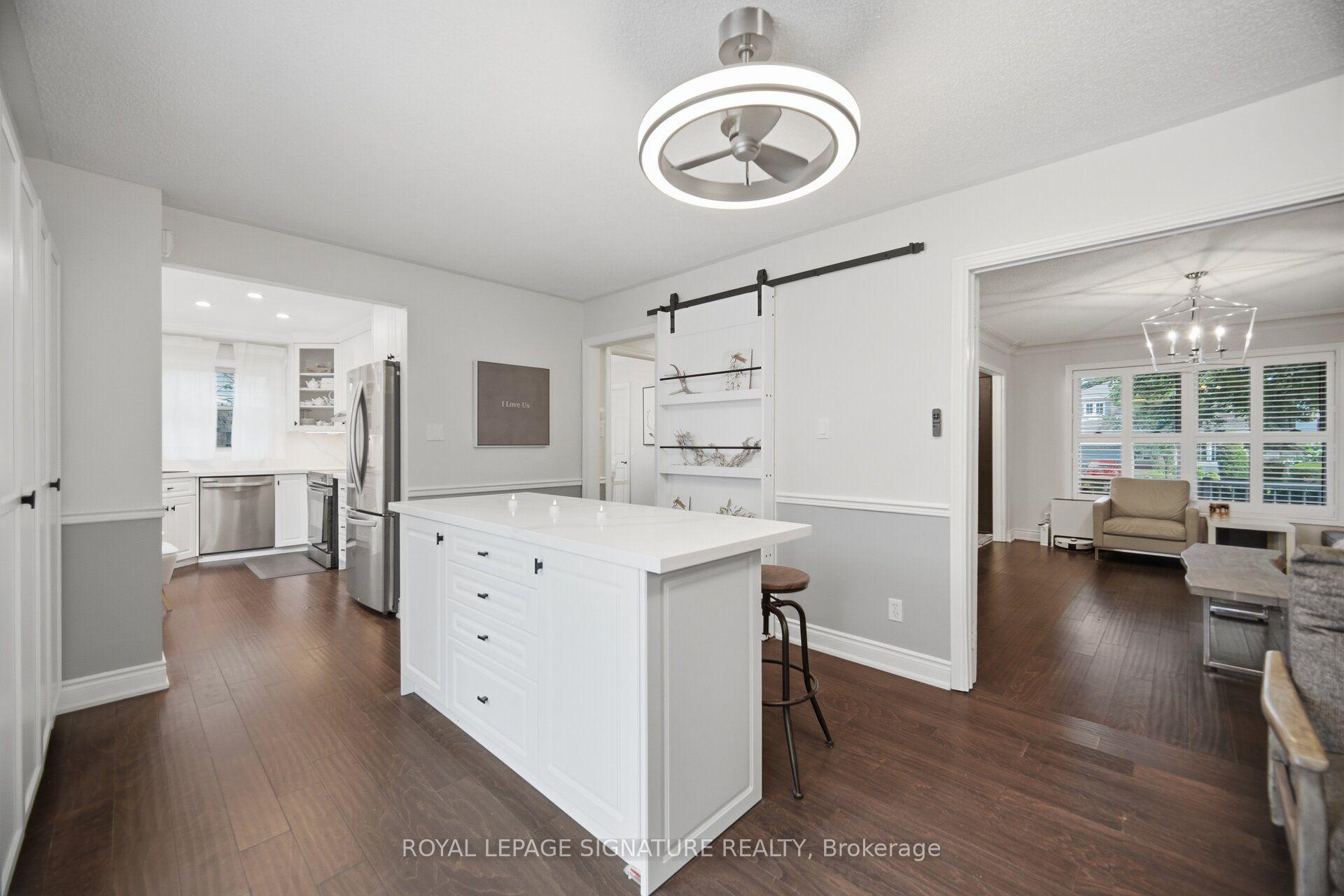 Photo 10 of 3217 Hazelwood Avenue, Burlington, Headon — HOMEH