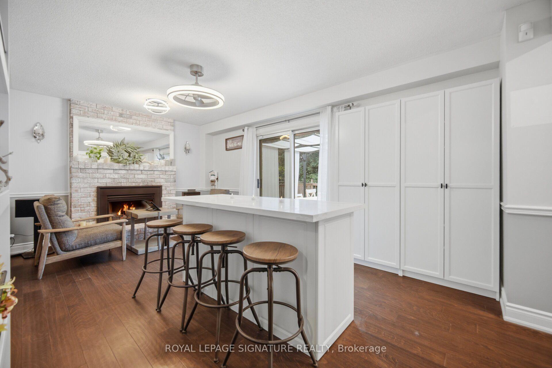 Photo 11 of 3217 Hazelwood Avenue, Burlington, Headon — HOMEH