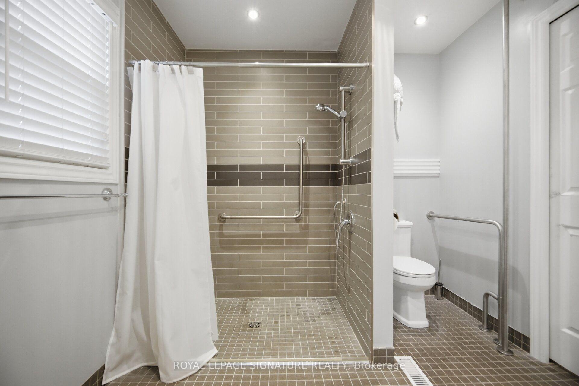 Photo 20 of 3217 Hazelwood Avenue, Burlington, Headon — HOMEH