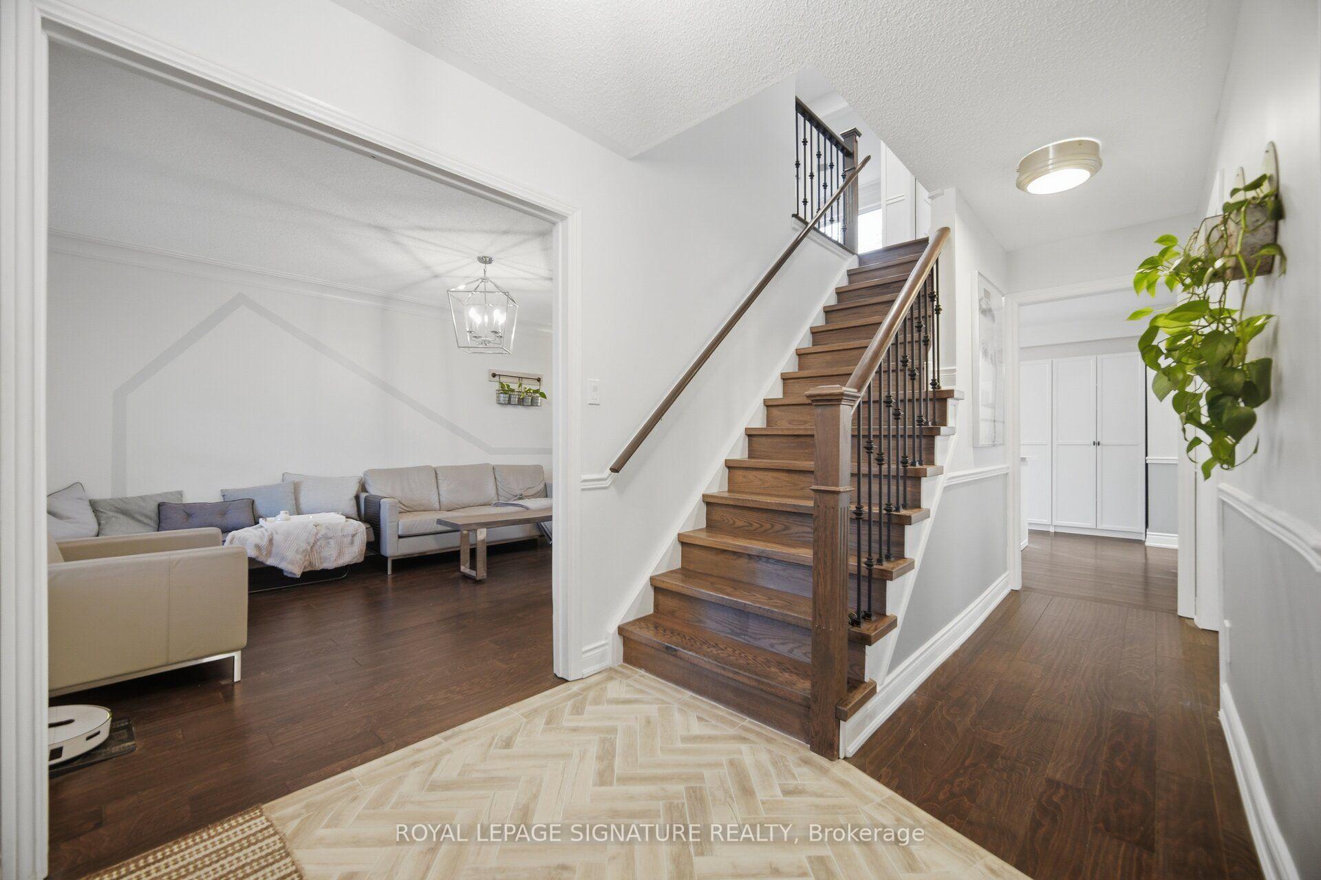 Photo 22 of 3217 Hazelwood Avenue, Burlington, Headon — HOMEH