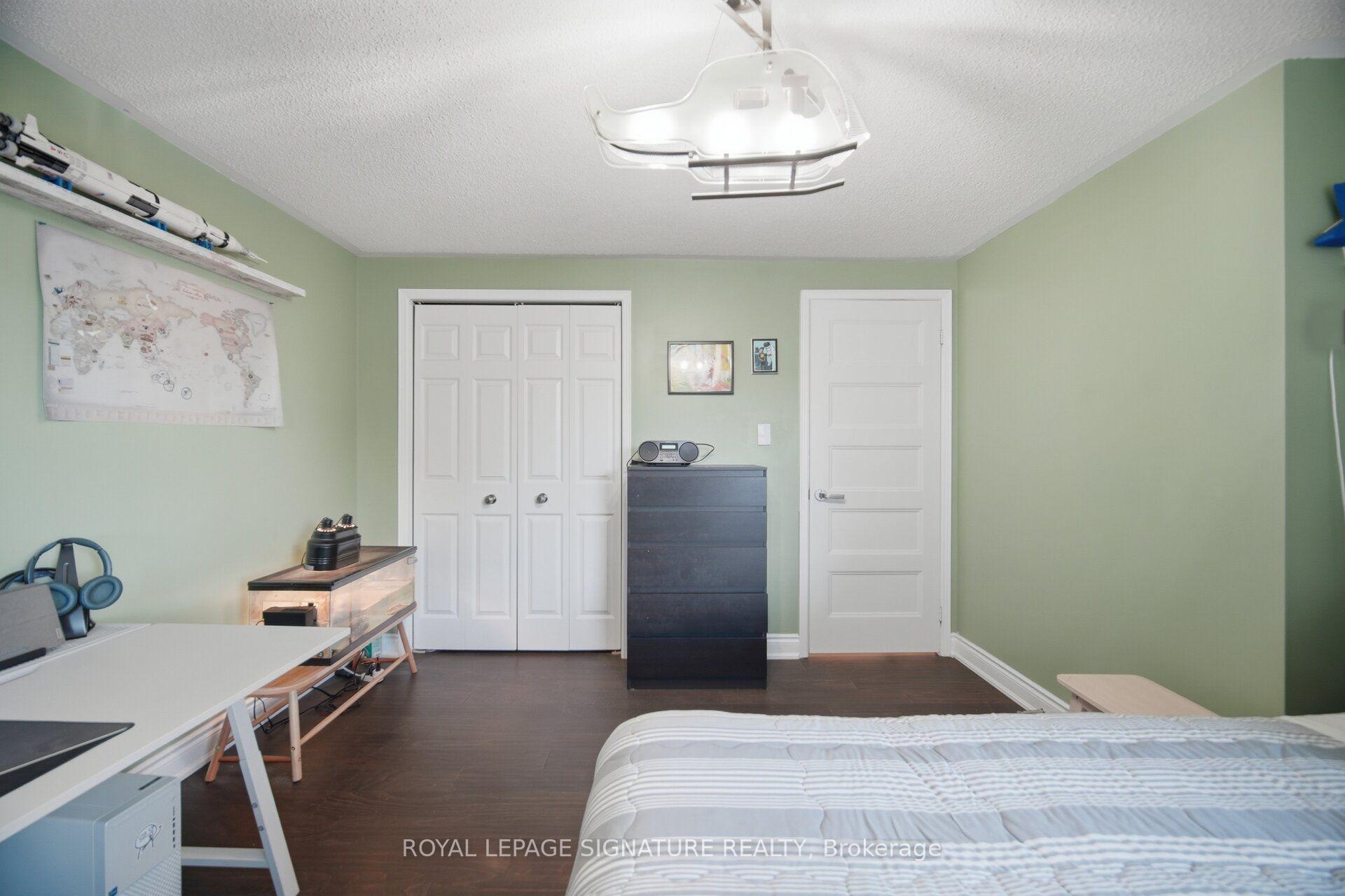 Photo 28 of 3217 Hazelwood Avenue, Burlington, Headon — HOMEH
