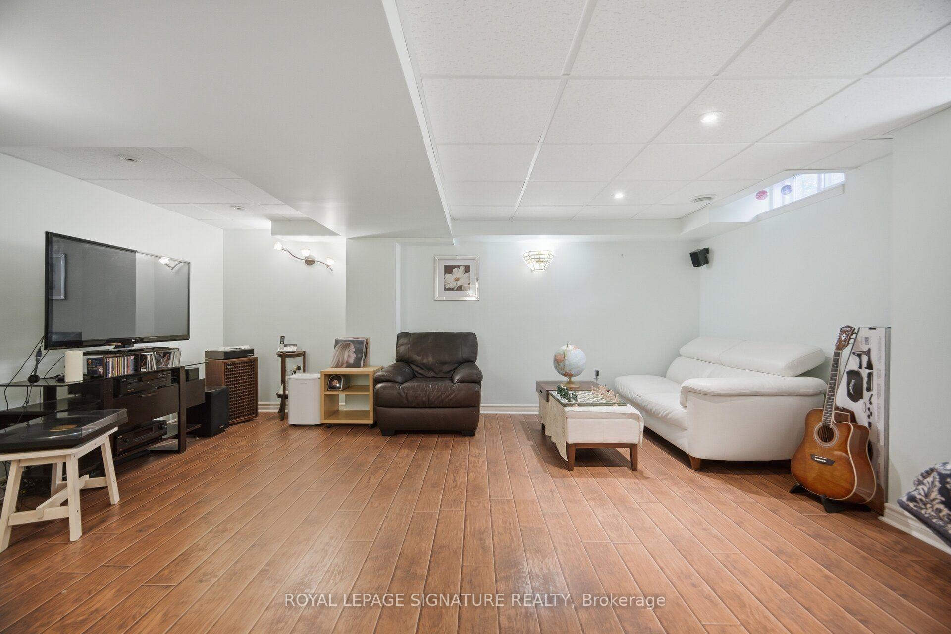Photo 38 of 3217 Hazelwood Avenue, Burlington, Headon — HOMEH