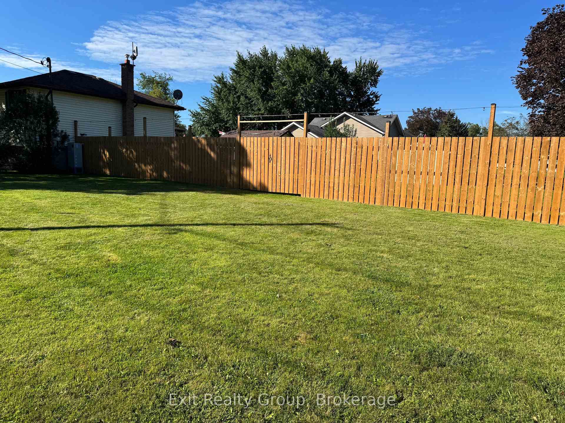 Photo 13 of 29 Chatterton Valley Crescent, Quinte West, Sidney Ward — HOMEH