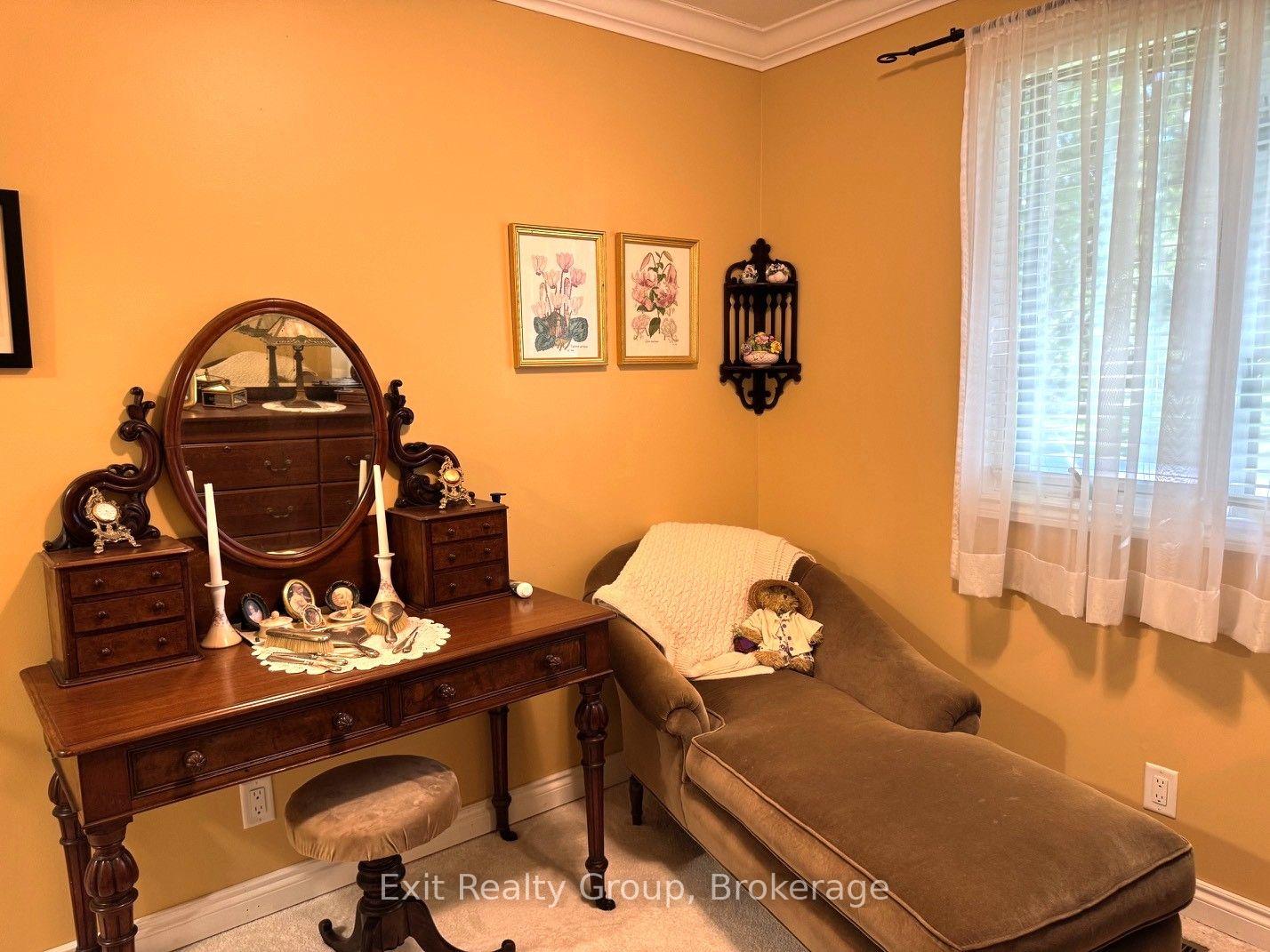 Photo 33 of 29 Chatterton Valley Crescent, Quinte West, Sidney Ward — HOMEH