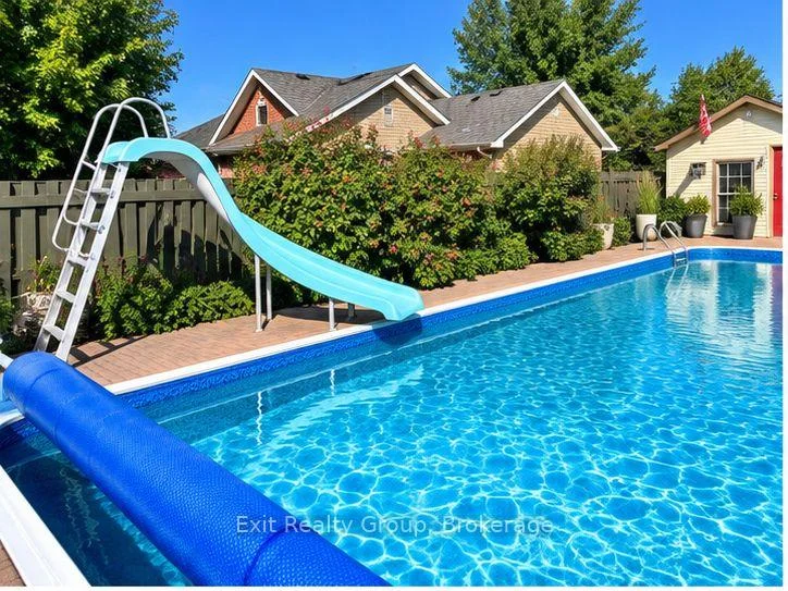 Photo of 29 Chatterton Valley Crescent