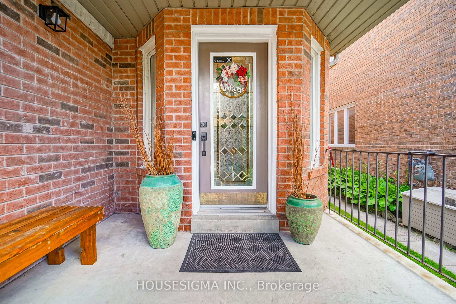 Photo 6 of 97 Bach Avenue, Whitby, Rolling Acres — HOMEH