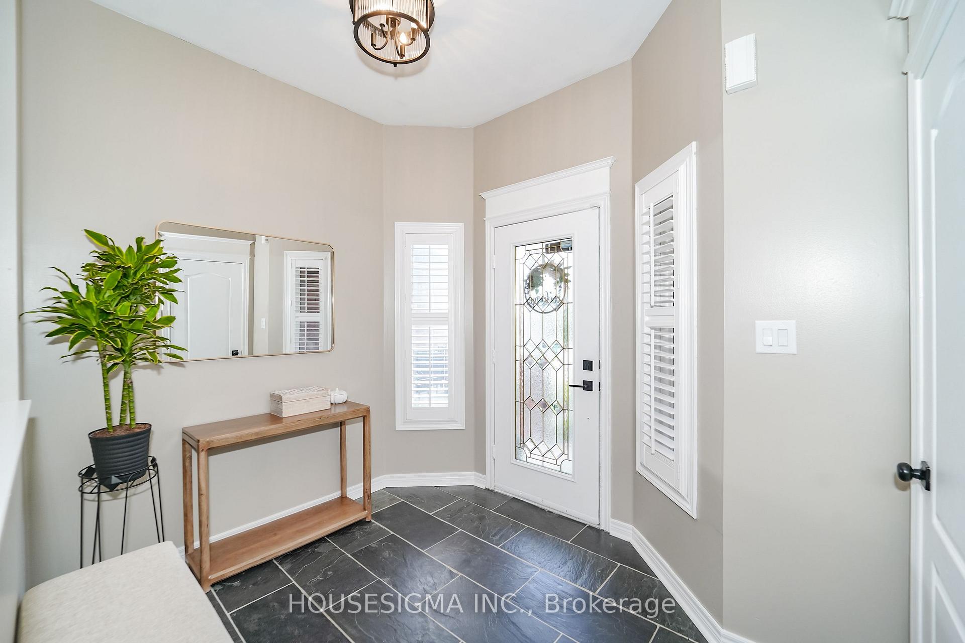 Photo 7 of 97 Bach Avenue, Whitby, Rolling Acres — HOMEH