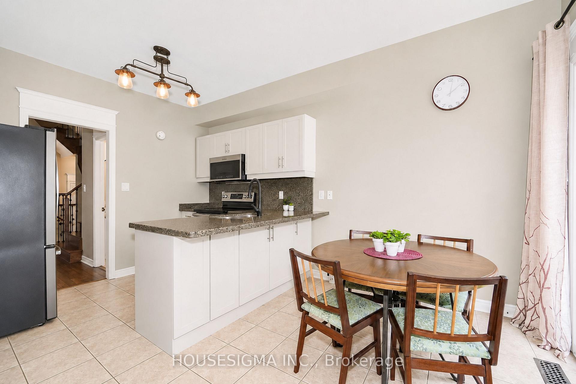 Photo 17 of 97 Bach Avenue, Whitby, Rolling Acres — HOMEH