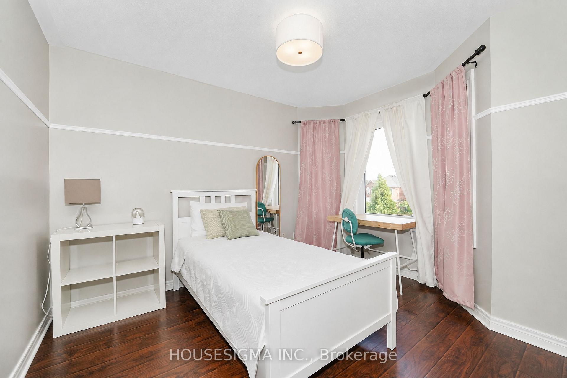 Photo 27 of 97 Bach Avenue, Whitby, Rolling Acres — HOMEH