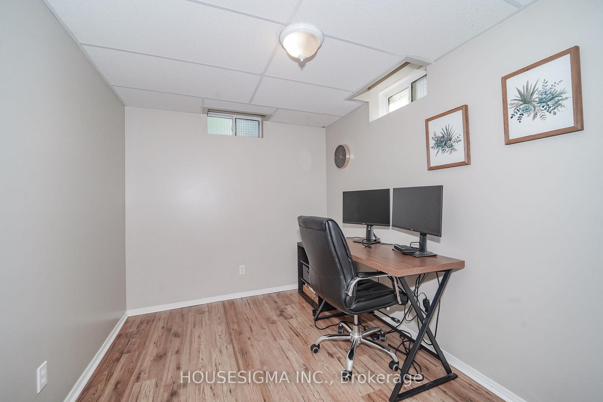 Photo 33 of 97 Bach Avenue, Whitby, Rolling Acres — HOMEH