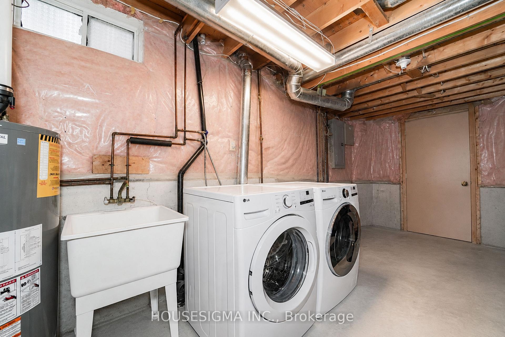 Photo 36 of 97 Bach Avenue, Whitby, Rolling Acres — HOMEH