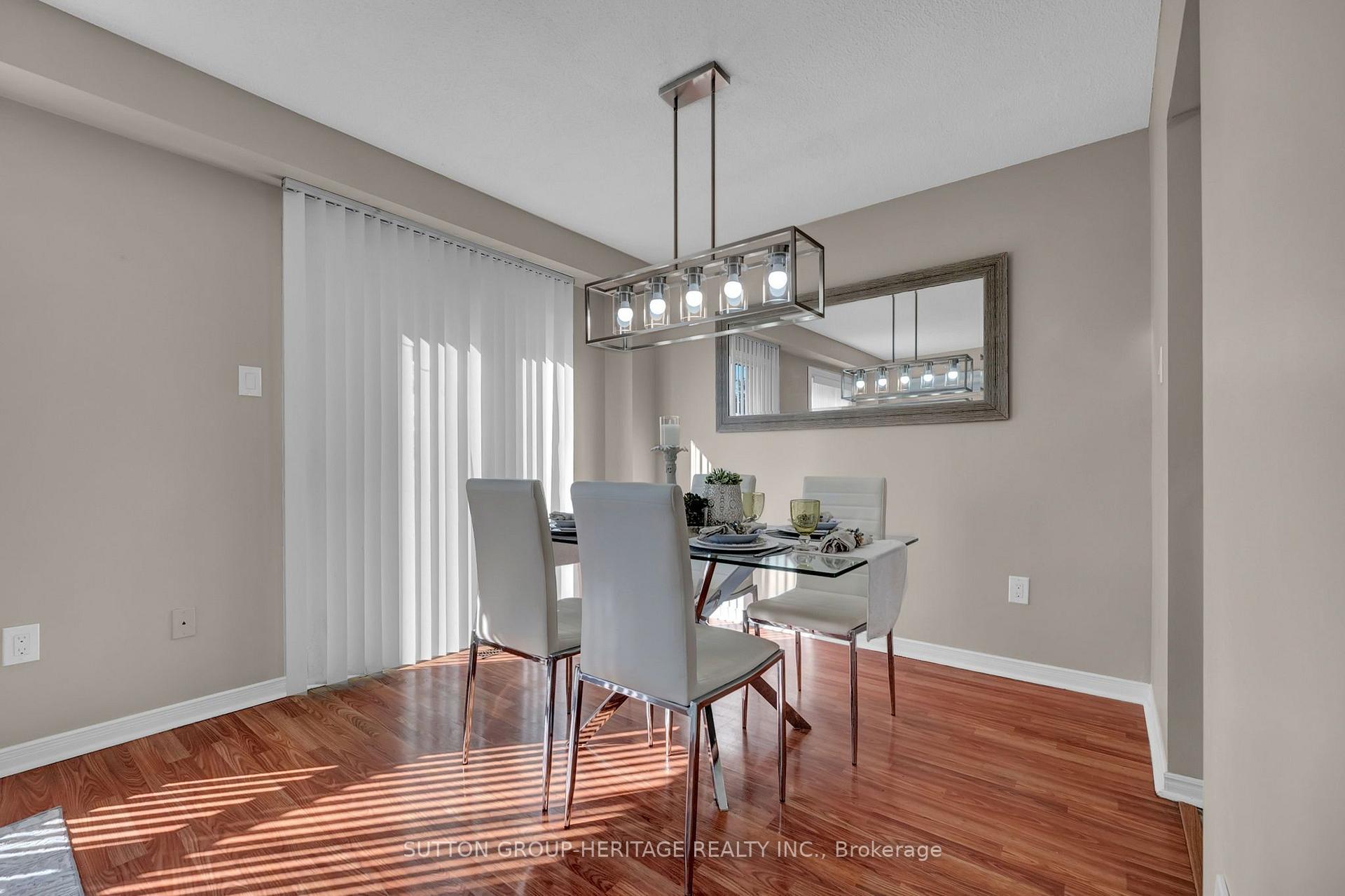 Photo 11 of 5 Fenwick Avenue, Clarington, Bowmanville — HOMEH