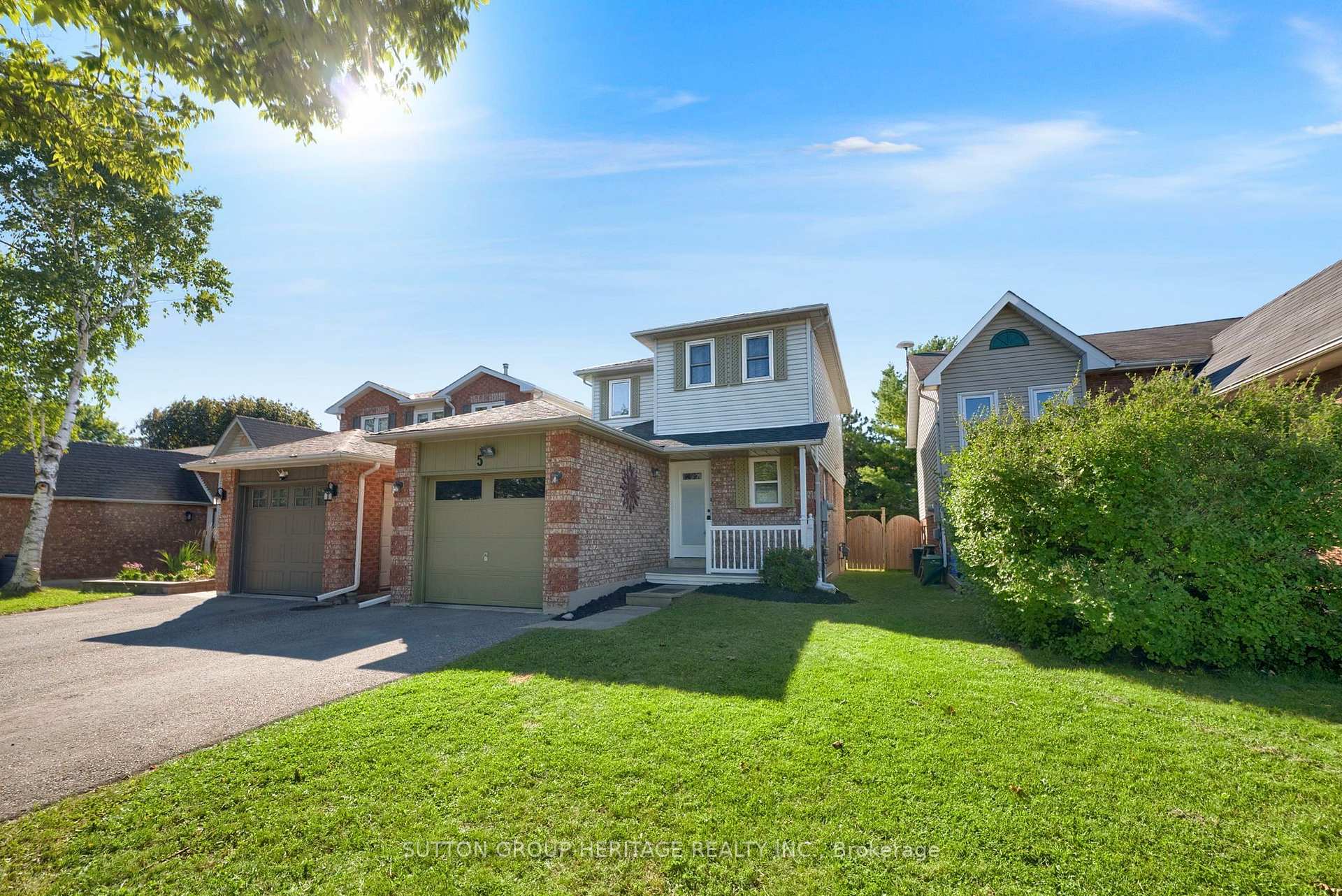 Photo 37 of 5 Fenwick Avenue, Clarington, Bowmanville — HOMEH
