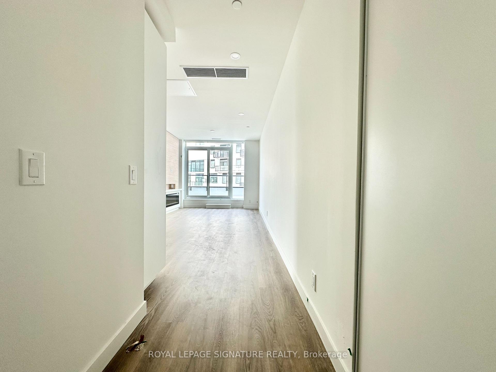 Photo 2 of Unit 804, 1050 Eastern Avenue, Toronto, Greenwood-Coxwell — HOMEH