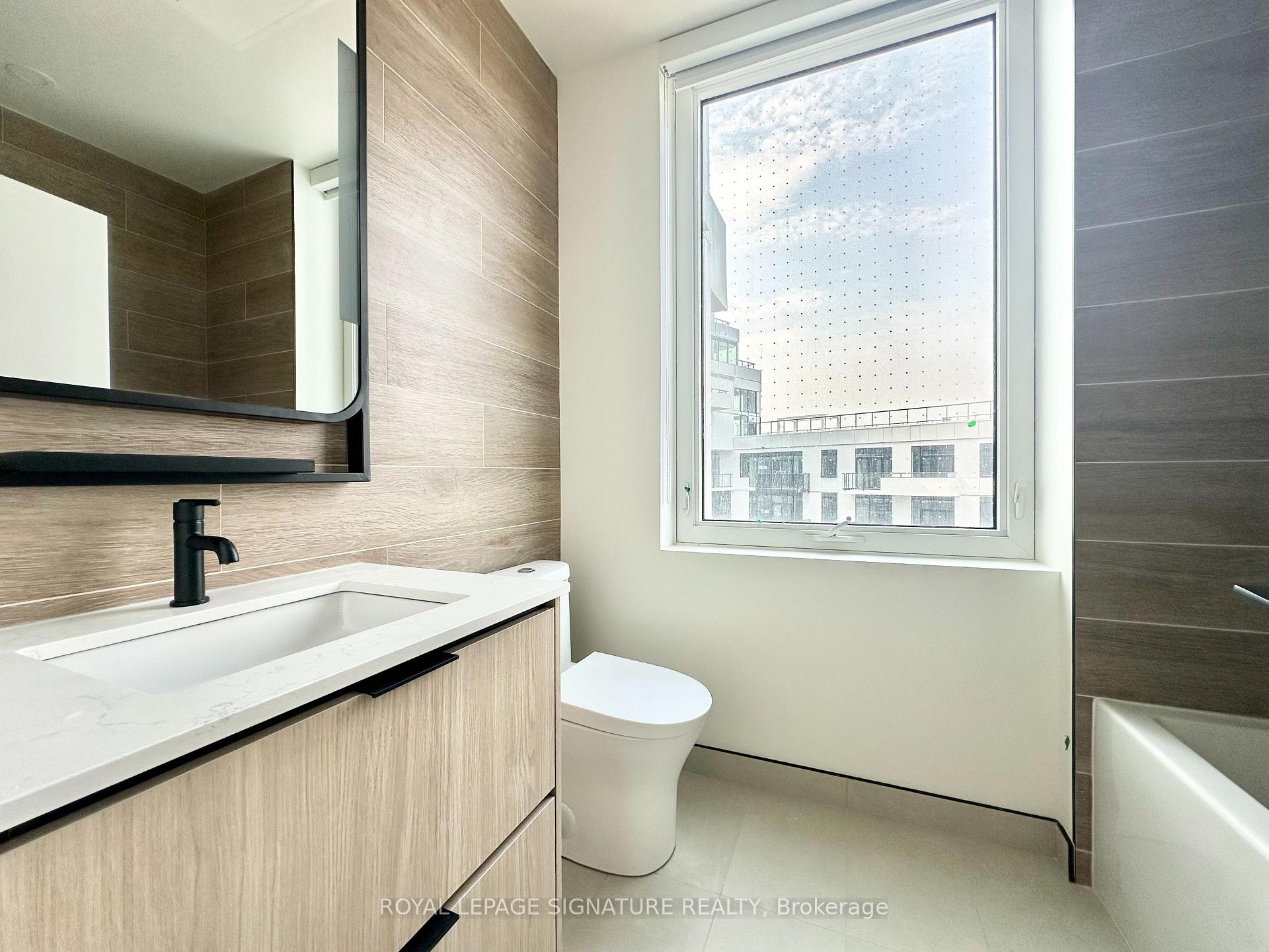 Photo 8 of Unit 804, 1050 Eastern Avenue, Toronto, Greenwood-Coxwell — HOMEH