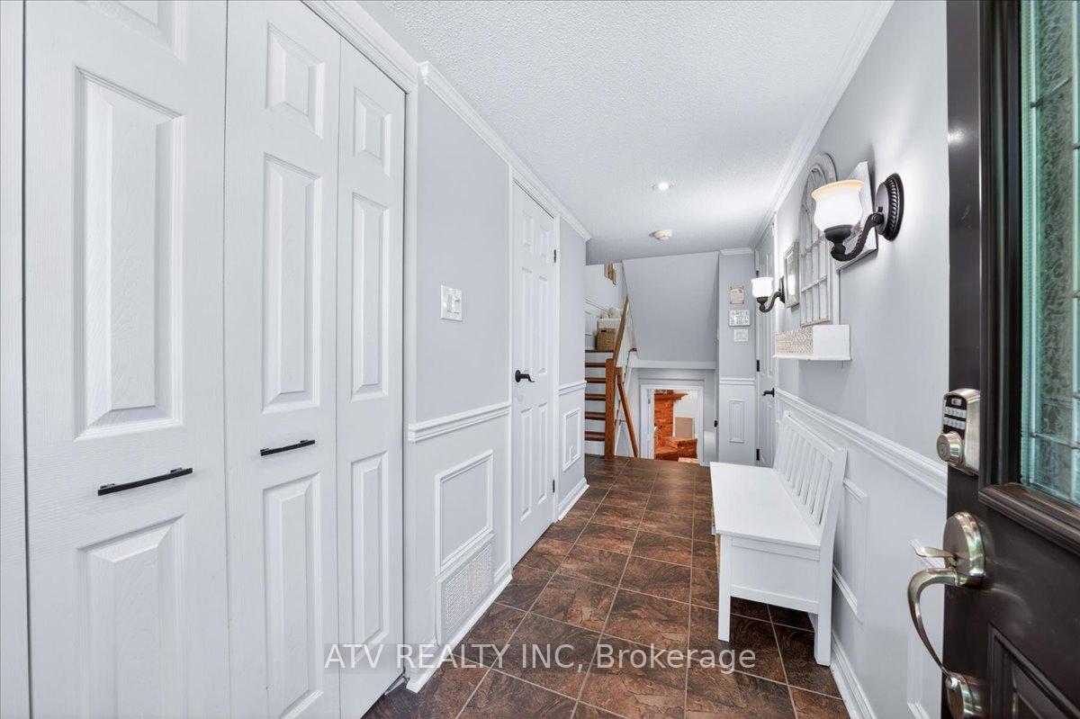 Photo 5 of Unit 21, 1485 Gulleden Drive, Mississauga, Applewood — HOMEH