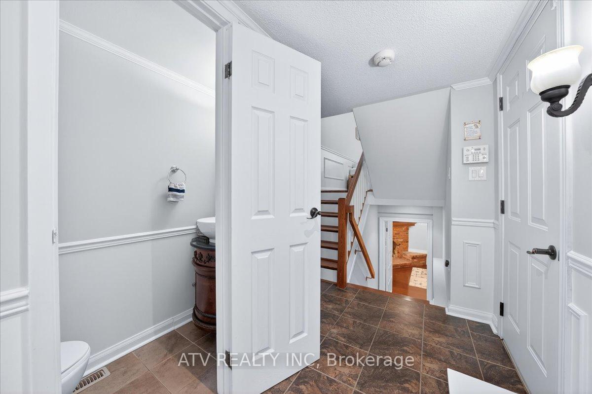 Photo 6 of Unit 21, 1485 Gulleden Drive, Mississauga, Applewood — HOMEH