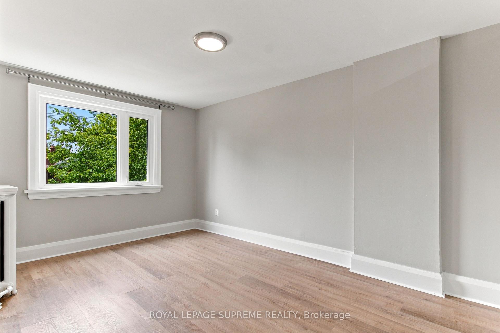 Photo 23 of 229 Winona Drive, Toronto, Oakwood Village — HOMEH