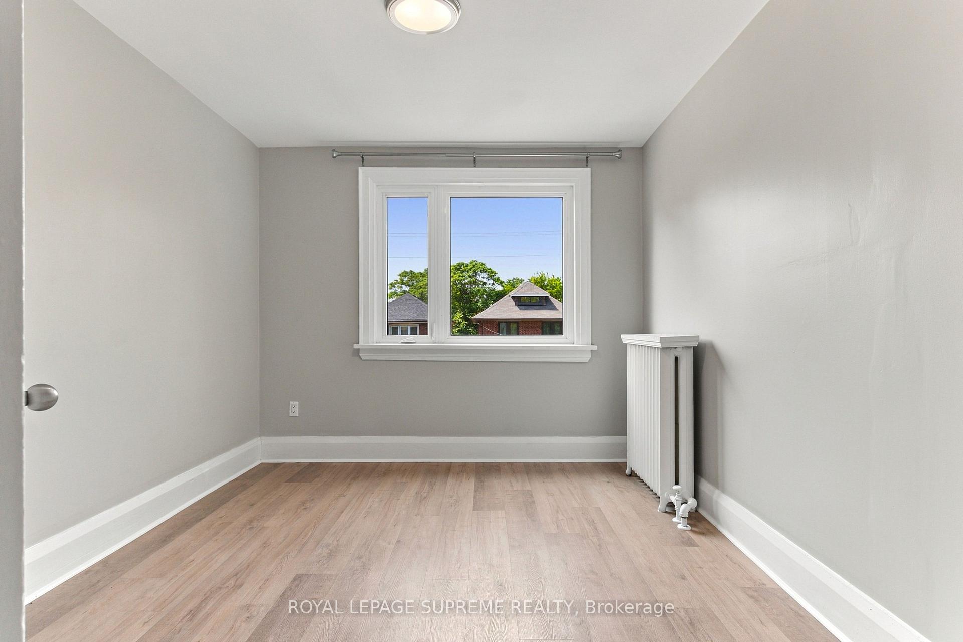Photo 33 of 229 Winona Drive, Toronto, Oakwood Village — HOMEH