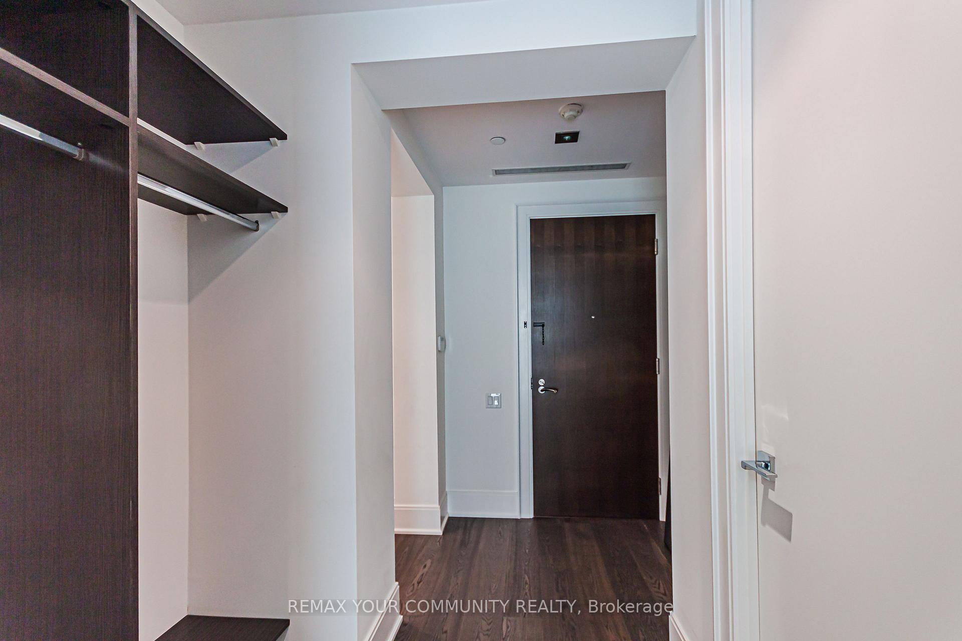 Photo 5 of Unit 902, 77 Charles Street W, Toronto, Bay Street Corridor — HOMEH