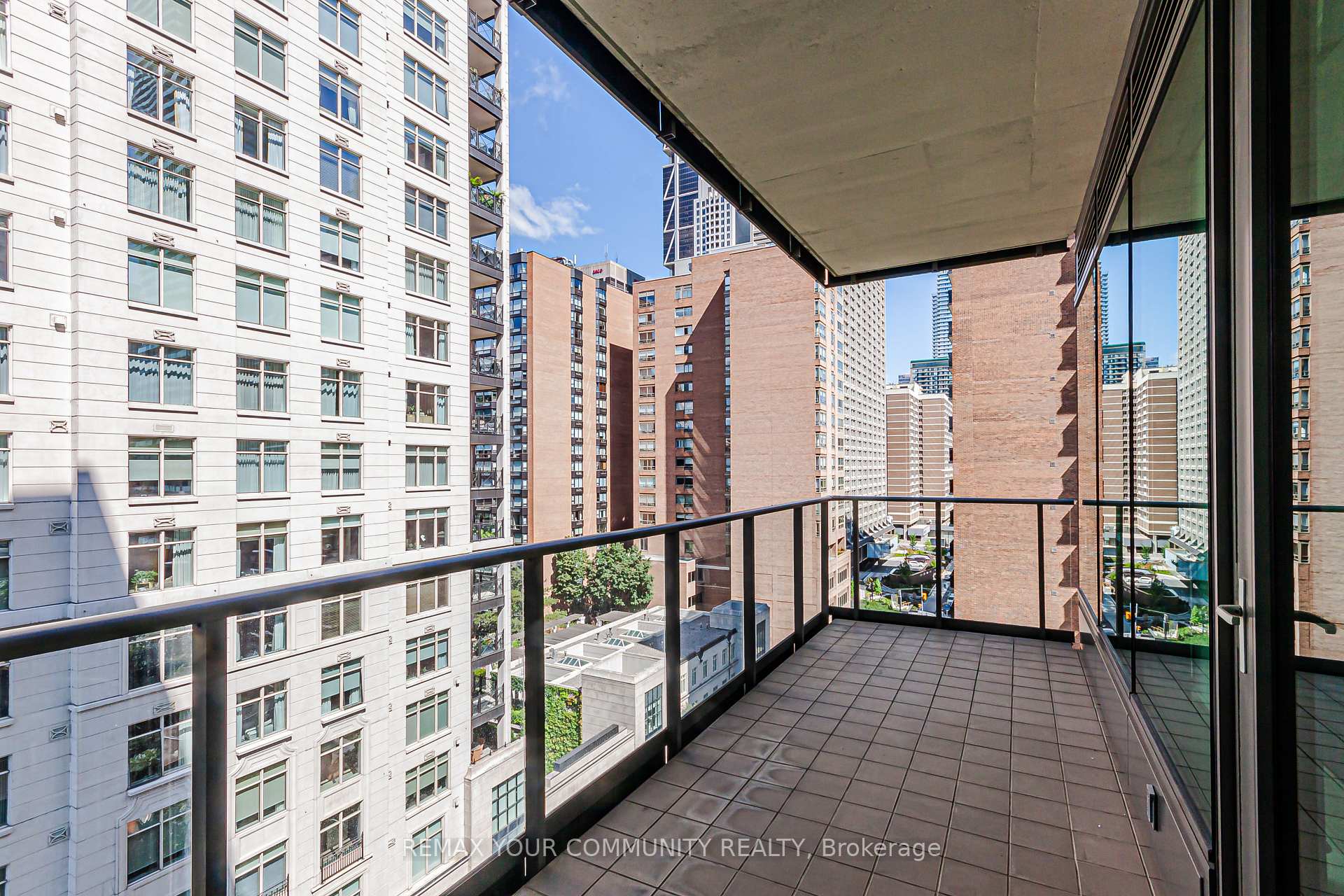 Photo 28 of Unit 902, 77 Charles Street W, Toronto, Bay Street Corridor — HOMEH