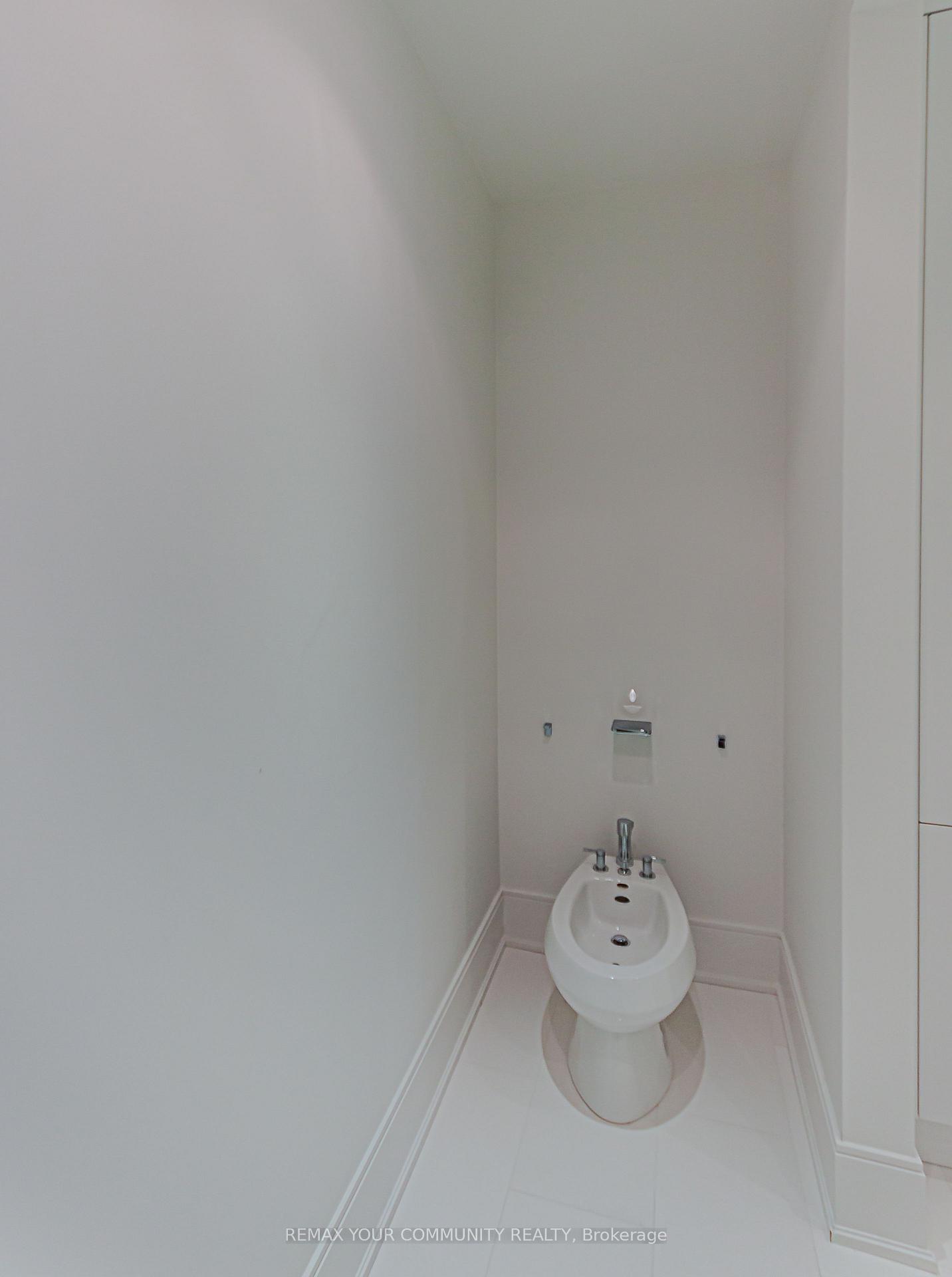 Photo 35 of Unit 902, 77 Charles Street W, Toronto, Bay Street Corridor — HOMEH