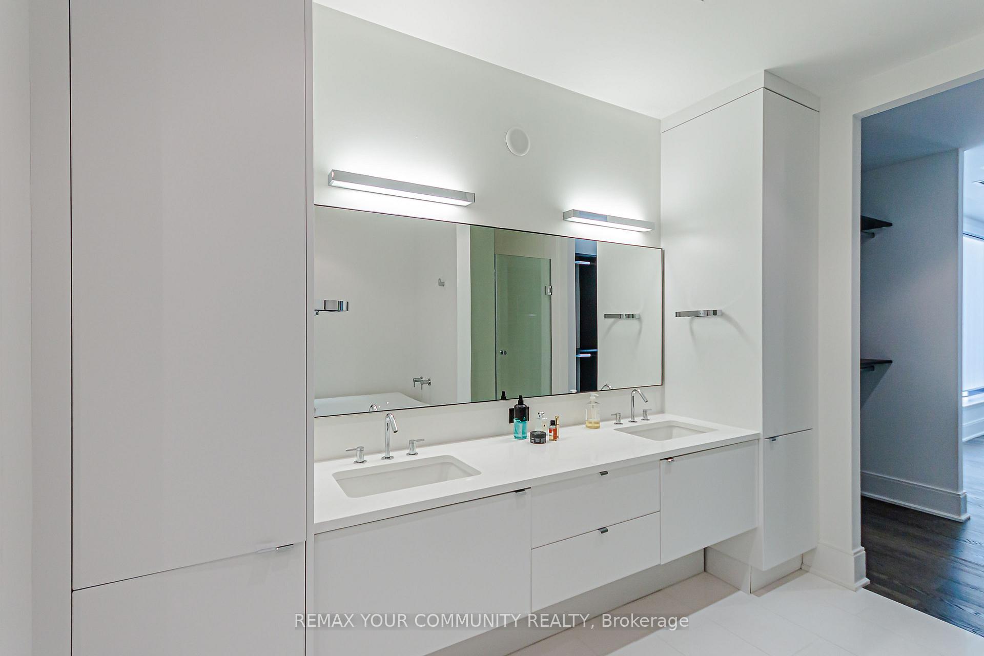 Photo 37 of Unit 902, 77 Charles Street W, Toronto, Bay Street Corridor — HOMEH