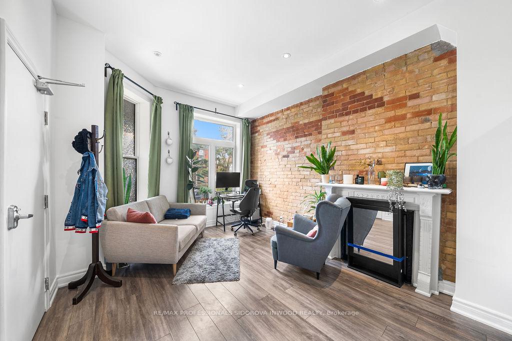 Photo 3 of 13 Spencer Avenue, Toronto, South Parkdale — HOMEH
