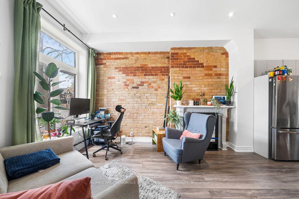 Photo 4 of 13 Spencer Avenue, Toronto, South Parkdale — HOMEH