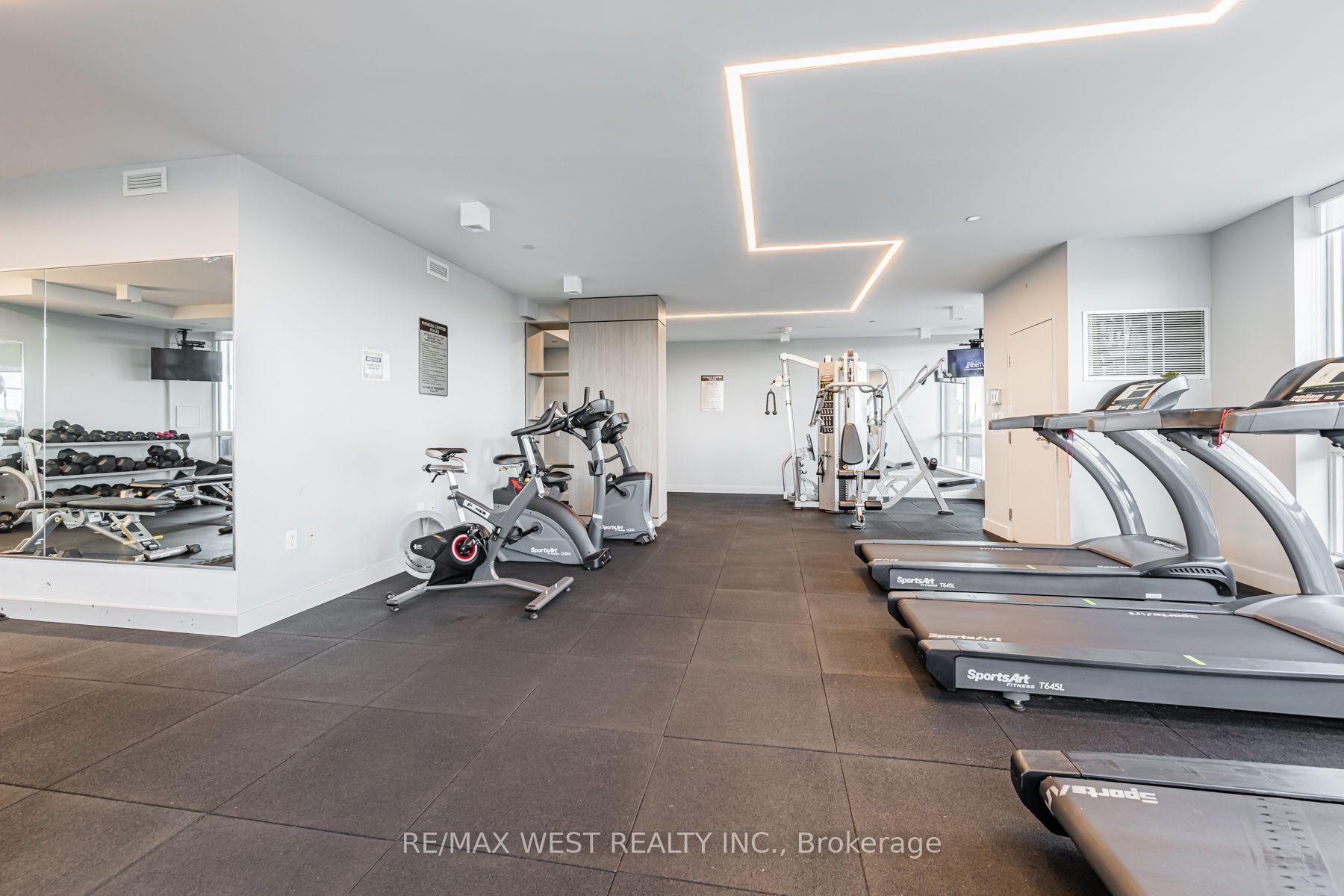 Photo 19 of 4800 Highway 7, Vaughan, East Woodbridge — HOMEH
