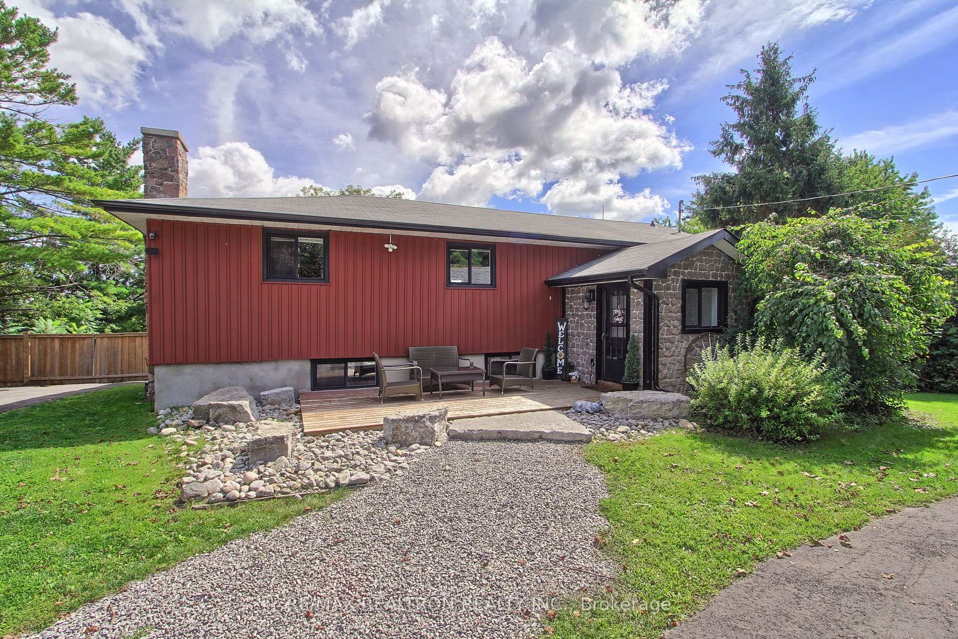 Photo 4 of 126 O'Reilly Lane, Kawartha Lakes, Ops — HOMEH