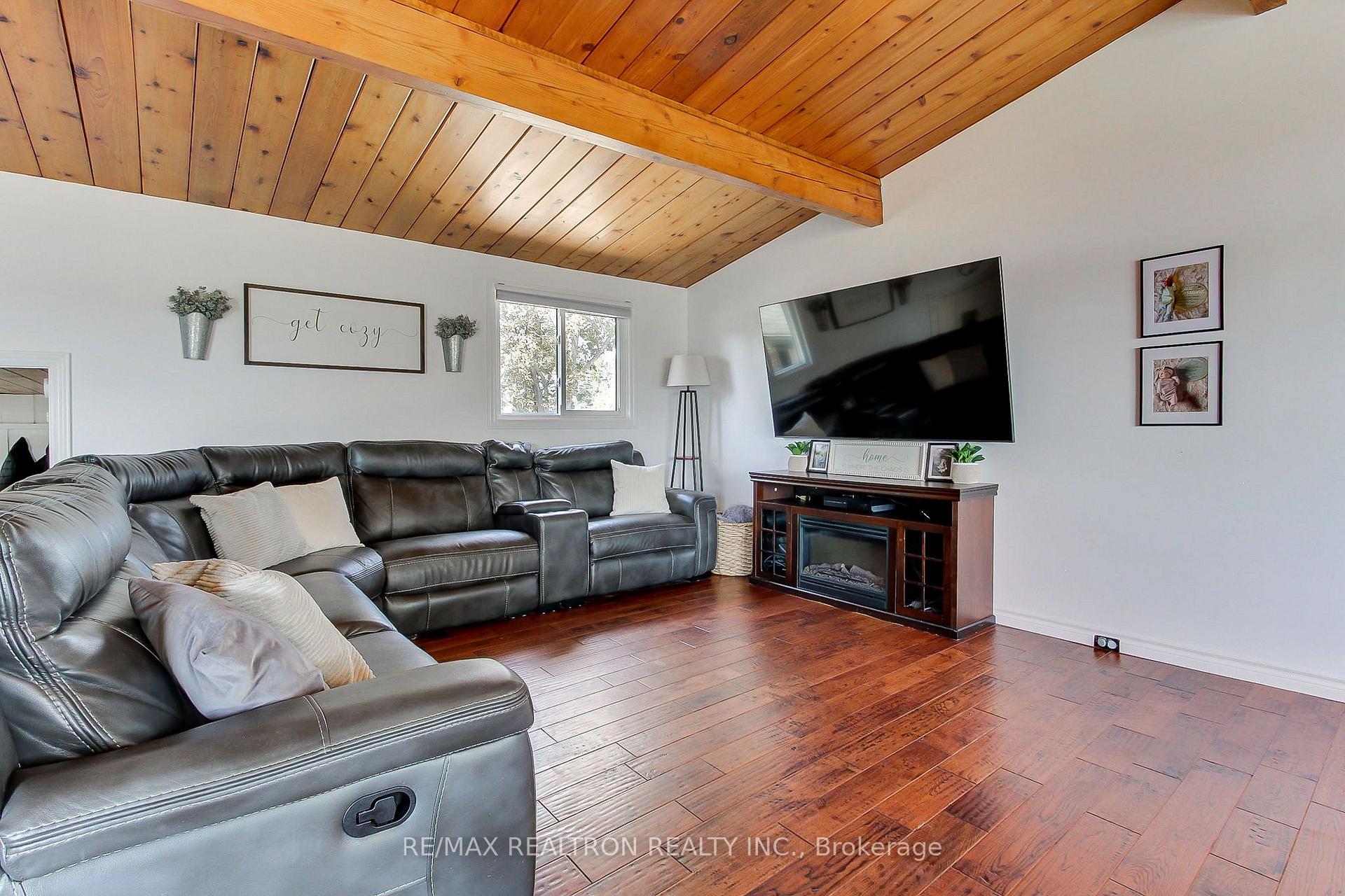 Photo 12 of 126 O'Reilly Lane, Kawartha Lakes, Ops — HOMEH