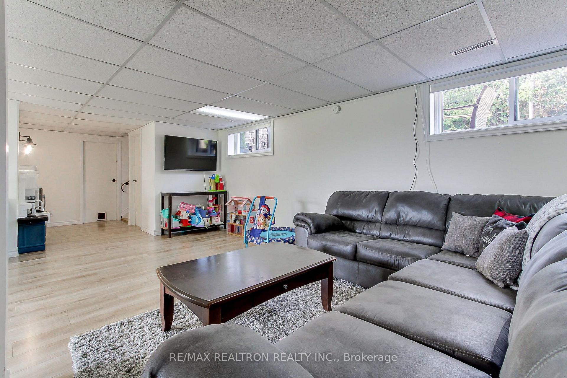 Photo 34 of 126 O'Reilly Lane, Kawartha Lakes, Ops — HOMEH
