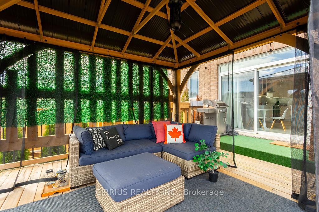 Photo 9 of 7776 Tupelo Crescent, Niagara Falls, Brown — HOMEH