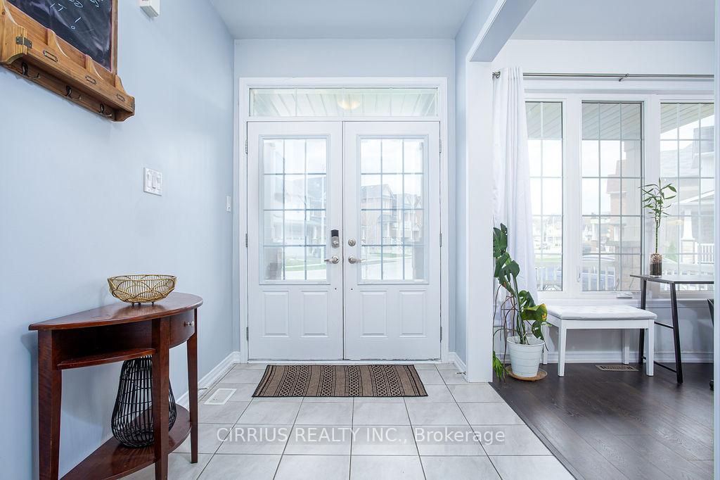 Photo 10 of 7776 Tupelo Crescent, Niagara Falls, Brown — HOMEH