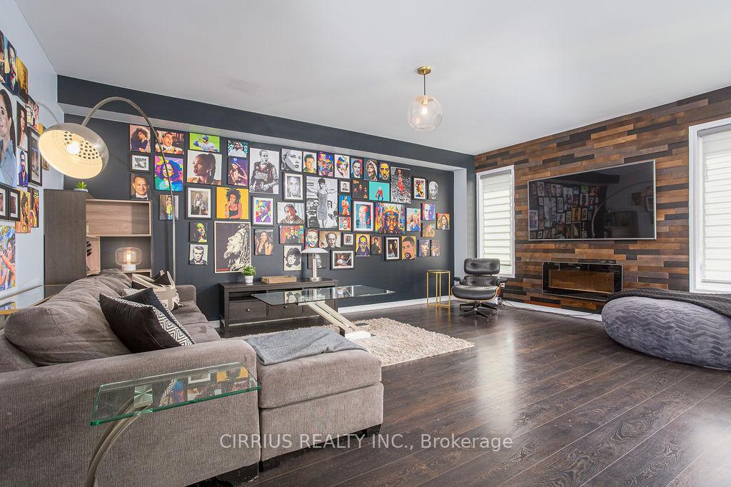 Photo 15 of 7776 Tupelo Crescent, Niagara Falls, Brown — HOMEH