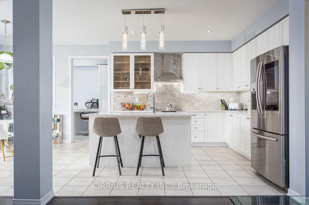 Photo 18 of 7776 Tupelo Crescent, Niagara Falls, Brown — HOMEH