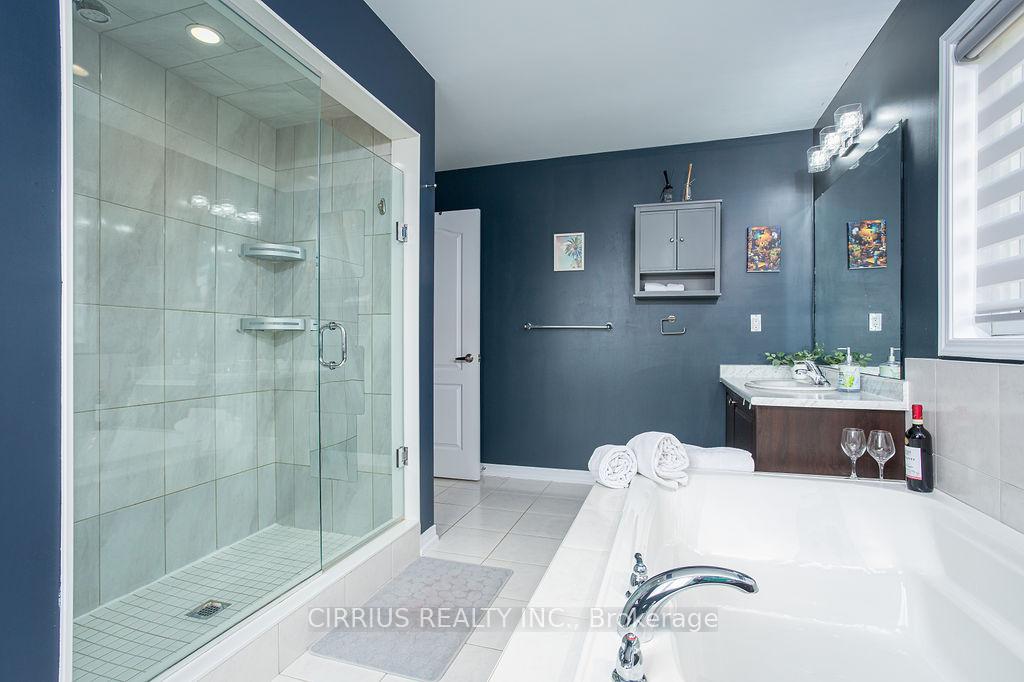 Photo 38 of 7776 Tupelo Crescent, Niagara Falls, Brown — HOMEH