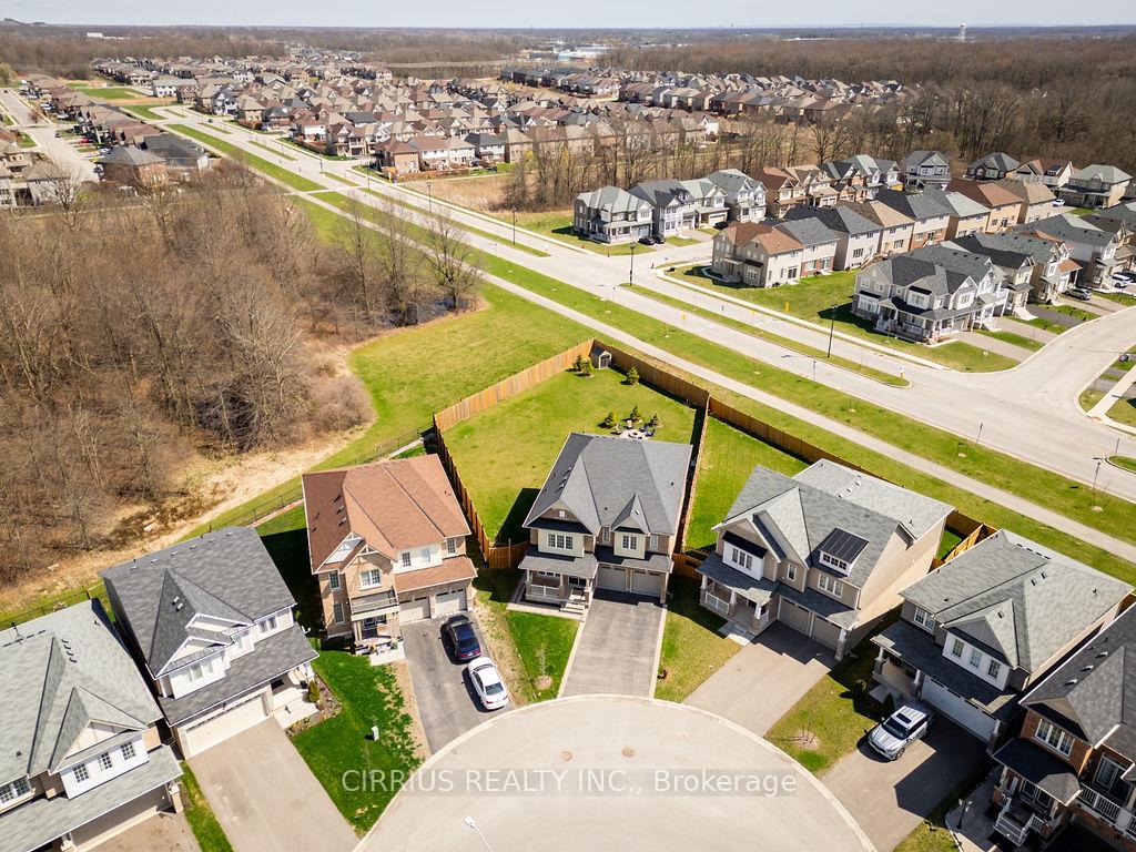 Photo 45 of 7776 Tupelo Crescent, Niagara Falls, Brown — HOMEH