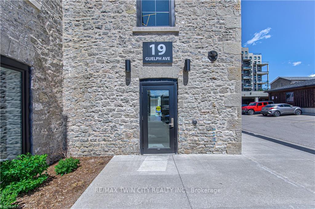 Photo 6 of Unit 201, 19 Guelph Avenue, Cambridge, Hespeler Village — HOMEH