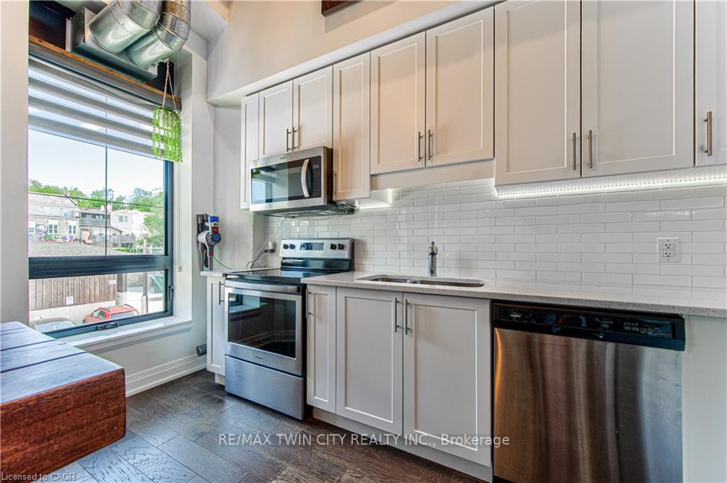 Photo 17 of Unit 201, 19 Guelph Avenue, Cambridge, Hespeler Village — HOMEH