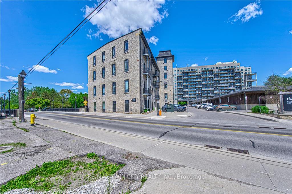 Photo 40 of Unit 201, 19 Guelph Avenue, Cambridge, Hespeler Village — HOMEH