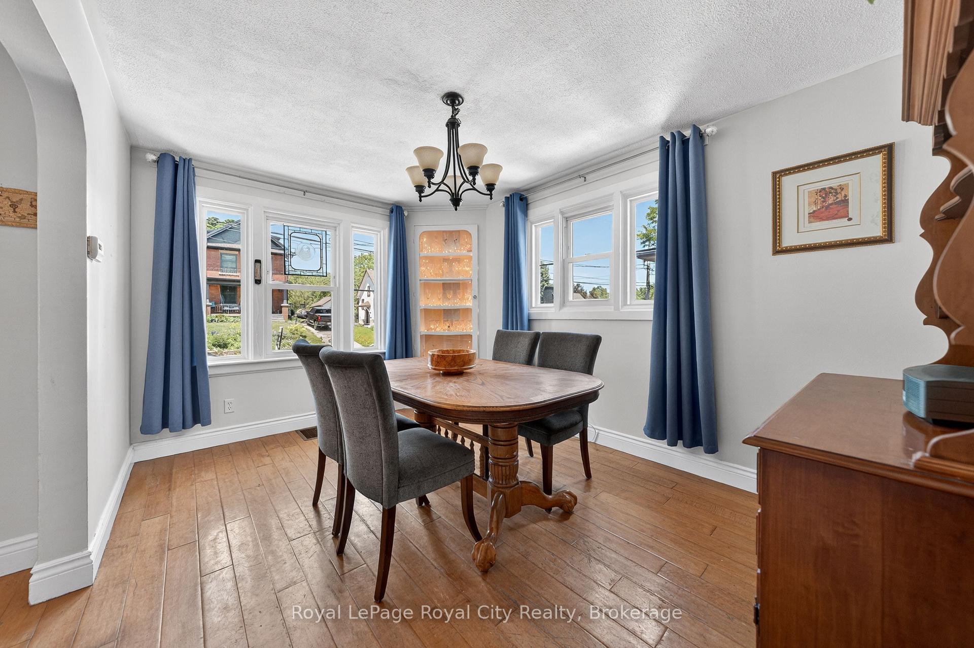 Photo 10 of 157 Grange Street, Guelph, St. George's — HOMEH