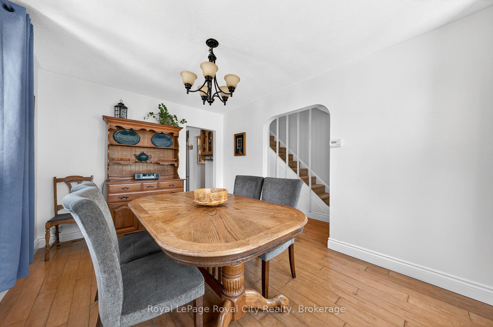 Photo 12 of 157 Grange Street, Guelph, St. George's — HOMEH